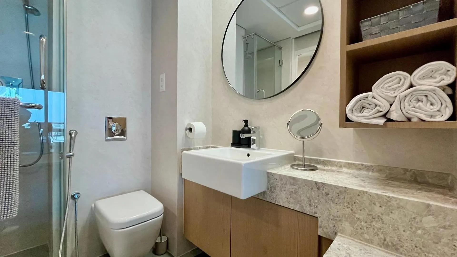 Palm Jumeirah Upgraded & Cozy Boutique Apartment Dubai